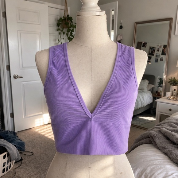 Vibrant Purple V-Neck Crop Top - Picture 3 of 3